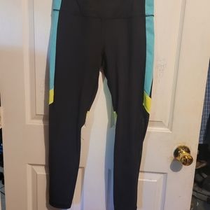 Sold!!!! Victoria secret Knockout leggings